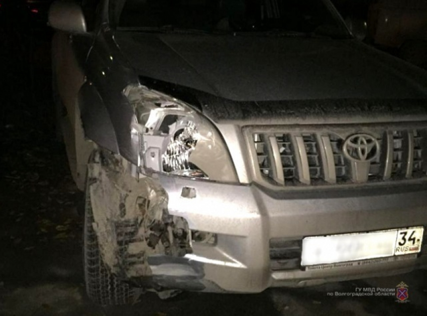 Волгоградский школьник угнал у отца Land Cruiser и сбил пешехода на «зебре"