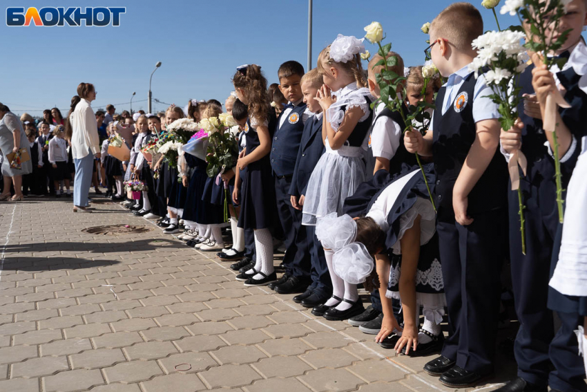 На самое дно по престижности скатилась профессия учителя – волгоградцы