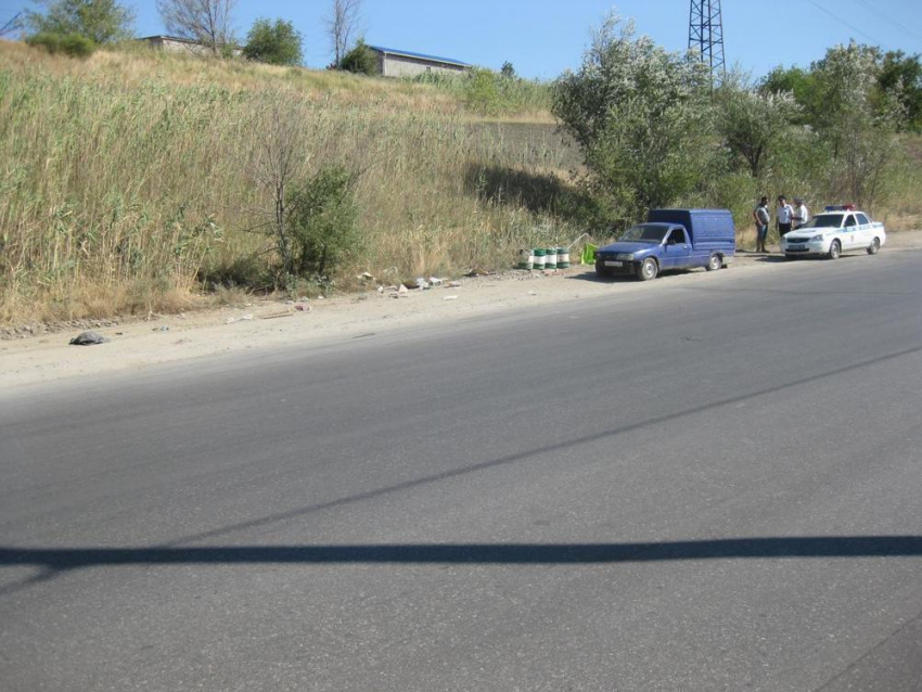 В Волгограде прицеп от пикапа сбил юную девушку