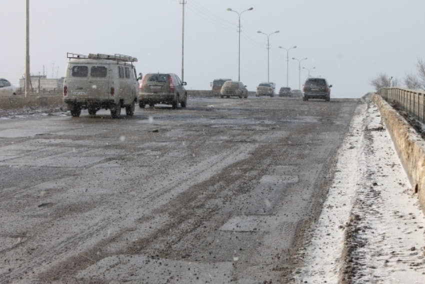 Волгоградский ОНФ требует срочно отремонтировать мост на Самарском разъезде 