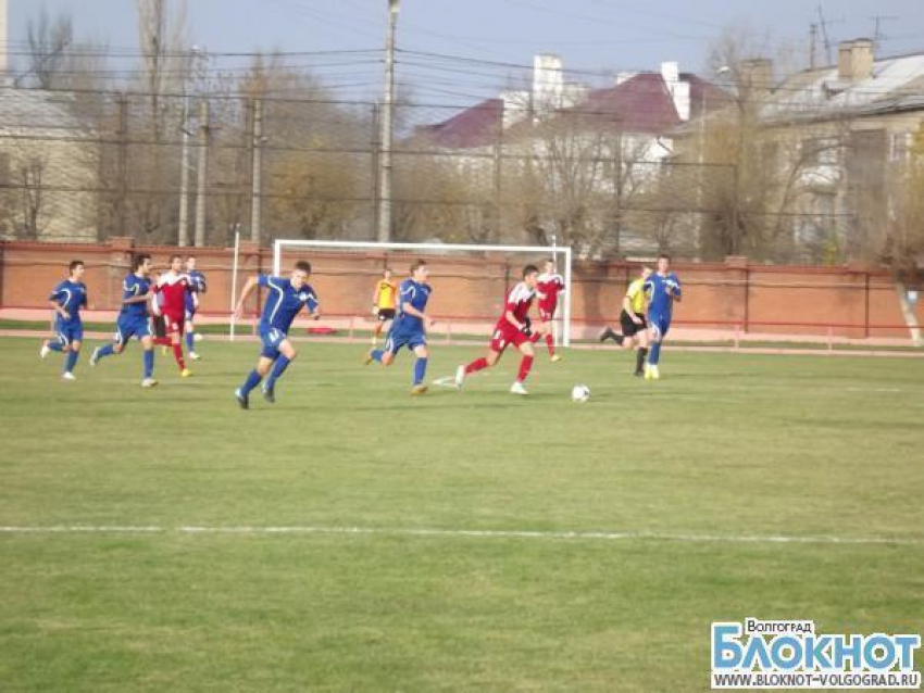 «Олимпия» Волгоград проиграла в последнем матче года ФК «Таганрог»