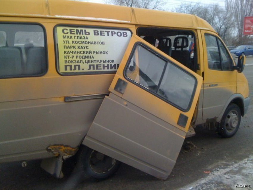 В Волгограде три маршрутки работали без тормозов