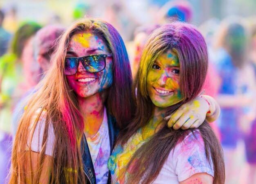 Волжан облили краской под треки известных ди-джеев