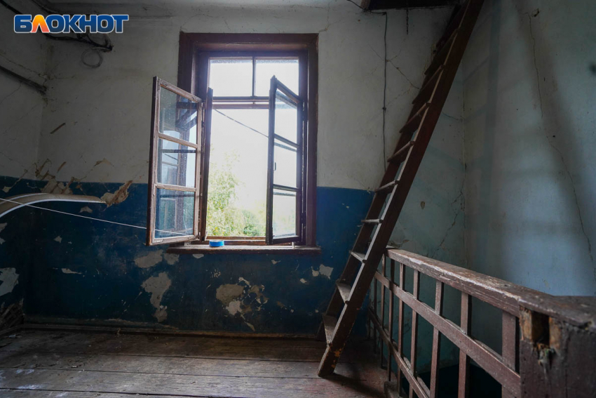 Четырехлетний мальчик выпал из окна в Волгограде 