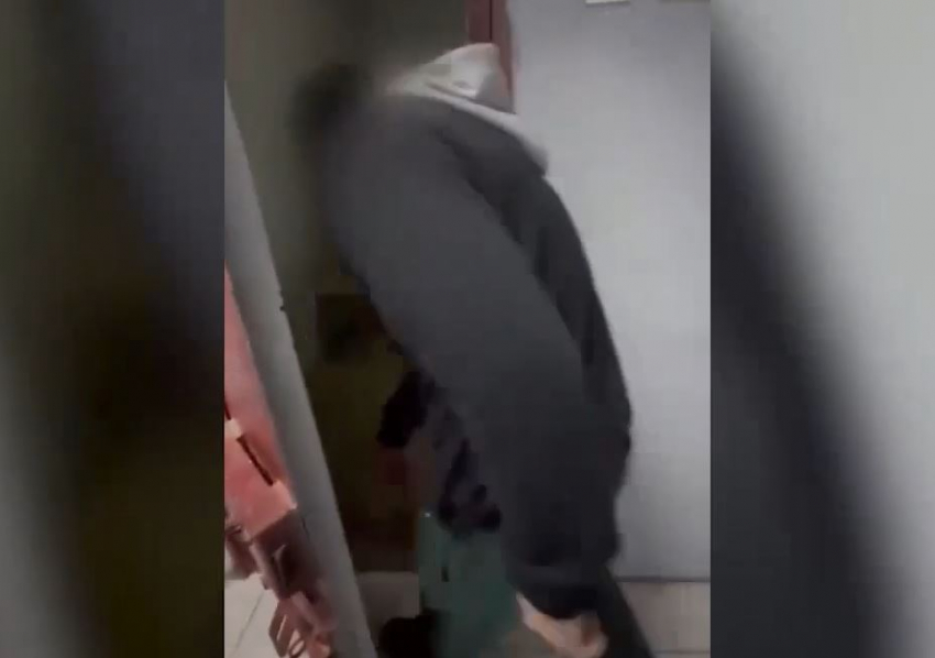 Выходные в отделе полиции провели два дерзких любителя тонировки в Волгограде