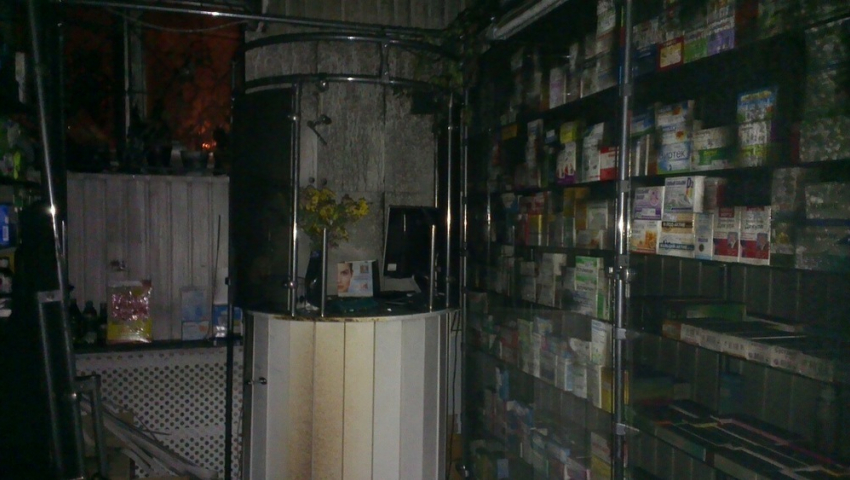 В Волгограде грабители в противогазах чуть не сожгли аптеку вместе с фармацевтом