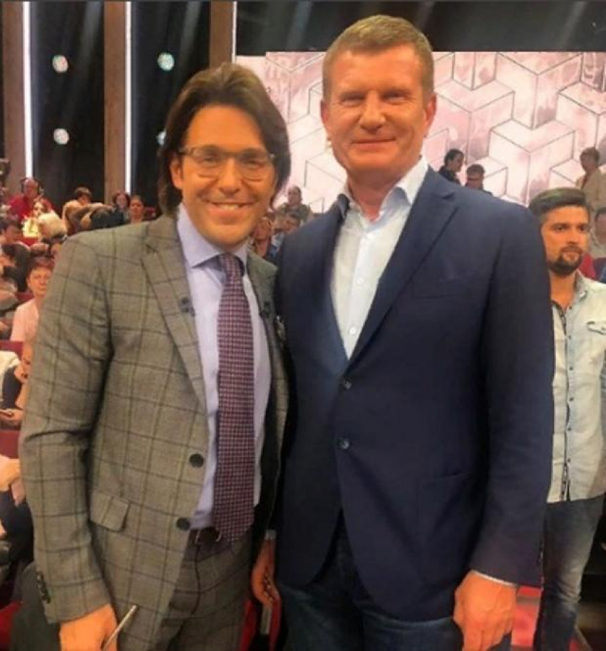 Известный телеведущий Андрей Малахов поблагодарил Олега Савченко за человечность