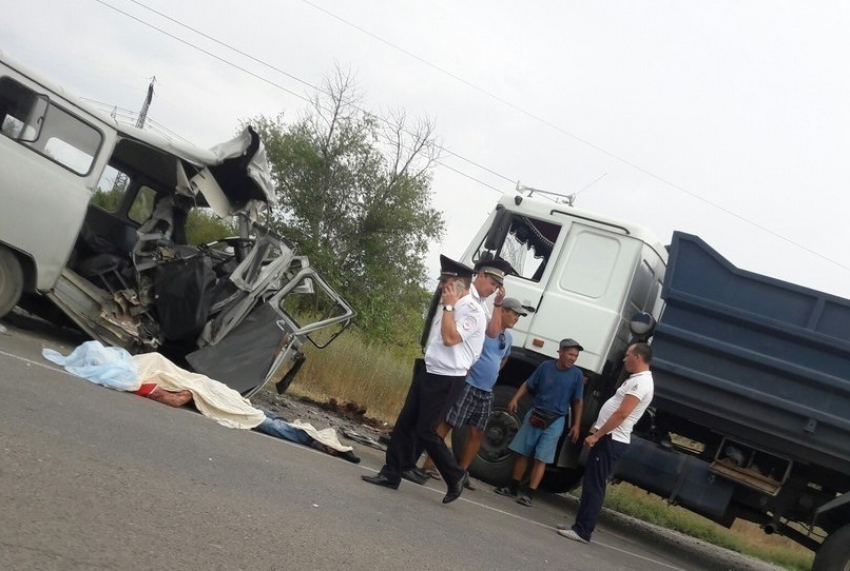 Смертельное ДТП на трассе Волгоград-Сызрань: 1 погиб, 4 в больнице