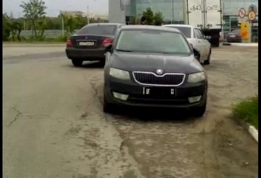 Четыре авто столкнулись на западе Волгограда по вине водителя ВАЗ-2110 