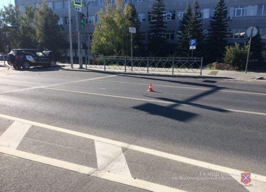 Водитель Chery Tiggo протаранил маршрутку: двое волгоградцев находятся в больнице