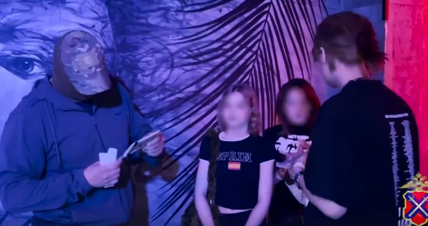 Облава в ночном клубе Gossip попала на видео в Волгограде