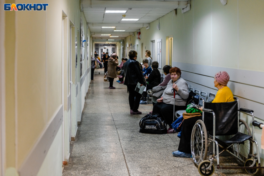 Оставили лечиться дома 46-летнего жителя Волгоградской области с больными лёгкими и COVID-19: он умер