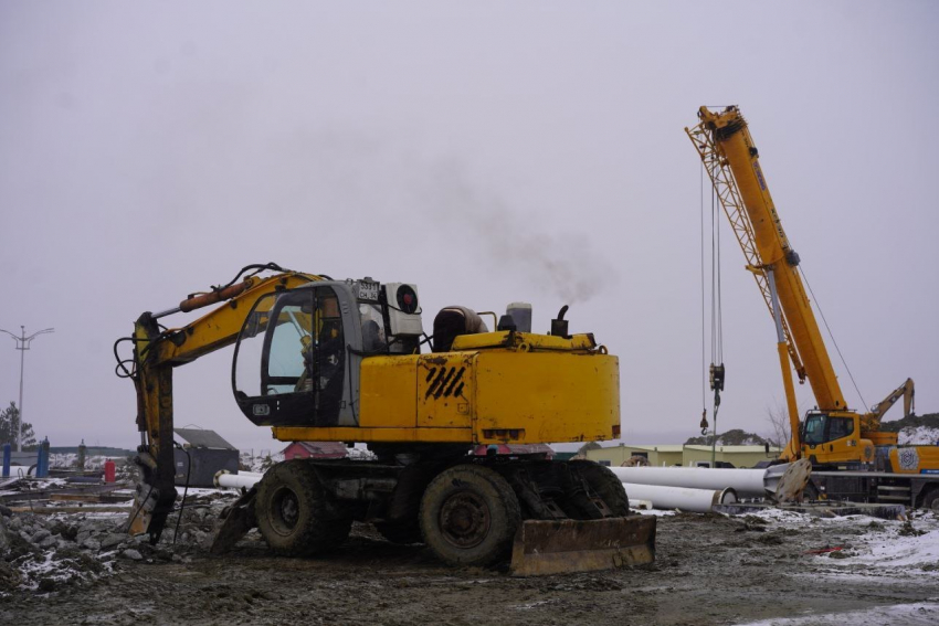 В Волгограде начался этап закладки фундамента под 120-метровое колесо обозрения