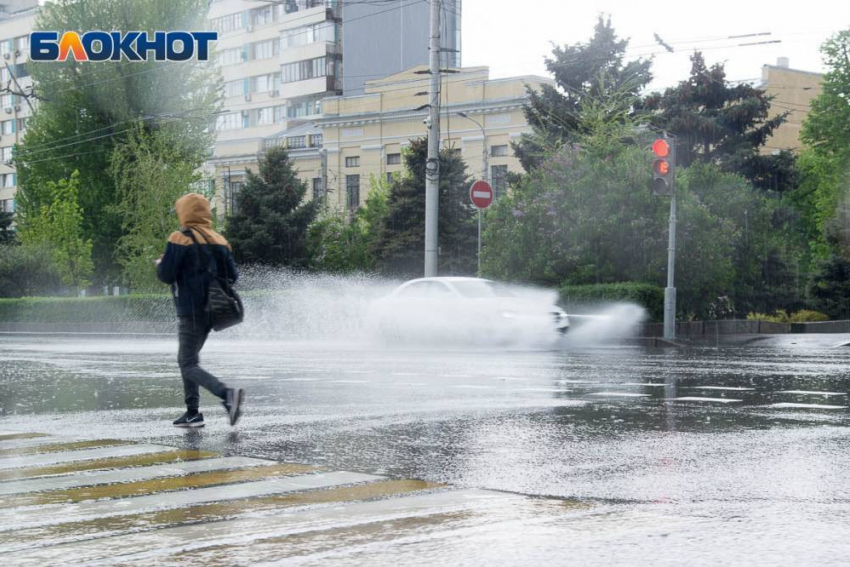 10 мая Волгоград накроет сильный дождь с ветром 
