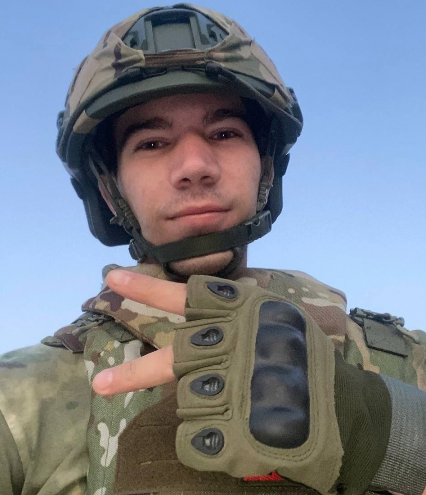 Трех человек спас после взрыва дома ветеран СВО в Петров Вале