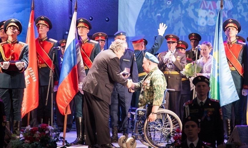 «За волю к жизни»: в Камышине наградили ветеранов Афганистана