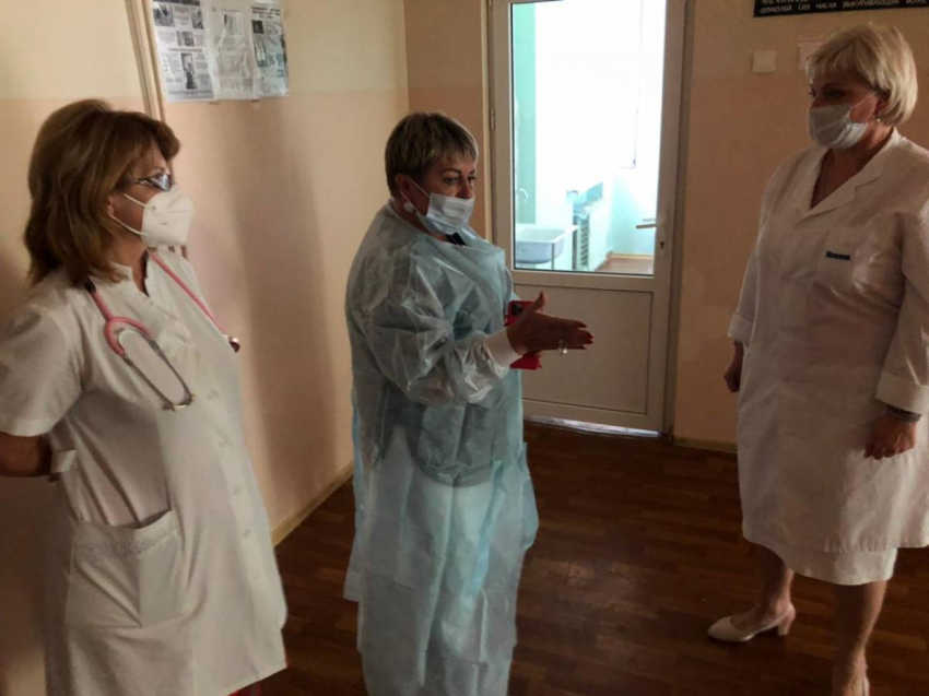 В Волгограде «Единая Россия» попиарилась на брошенном в фекалиях мальчике из больницы