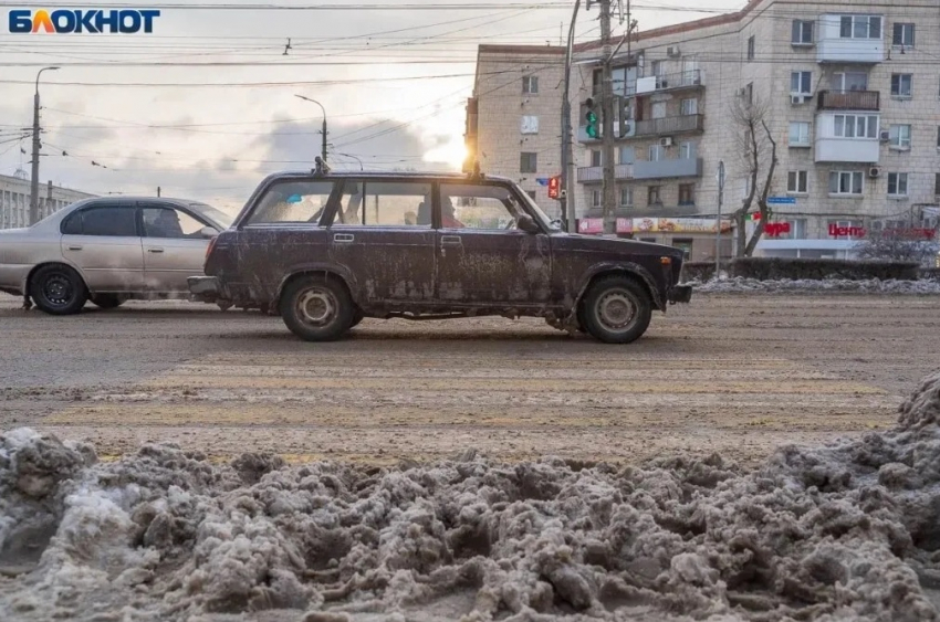 Нестабильную погоду на новой неделе февраля пообещали волгоградцам