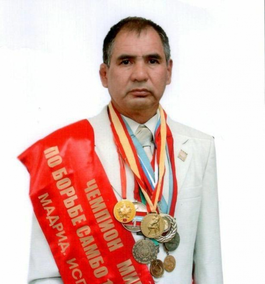 Чемпион СССР по самбо Халлыев скончался в Волгограде