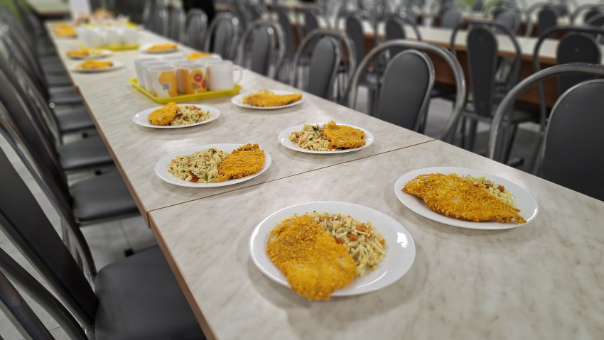 Мифы о соцпитании: как действительно кормят в волгоградских учреждениях