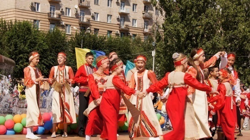 10 сентября в центре Волгограда появится огромная празднично-развлекательная площадка