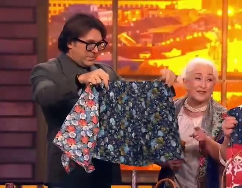 Трусы собственного производства подарили Малахову бабушки из Волгограда