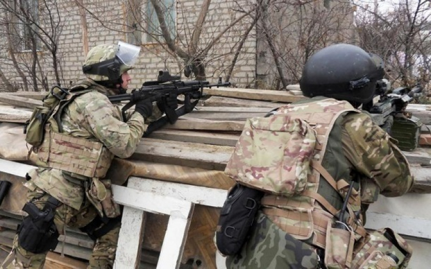 Волгоградские военные не пустили диверсионную группу к боевому оружию