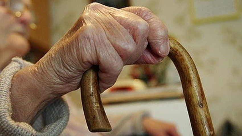 Под Волгоградом 77-летнюю пенсионерку изнасиловал сосед-подросток