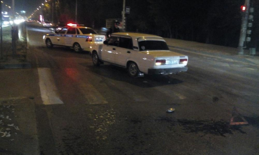 На юге Волгограда водитель на ВАЗ-21053 сбил на «зебре» 23-летнюю астраханку