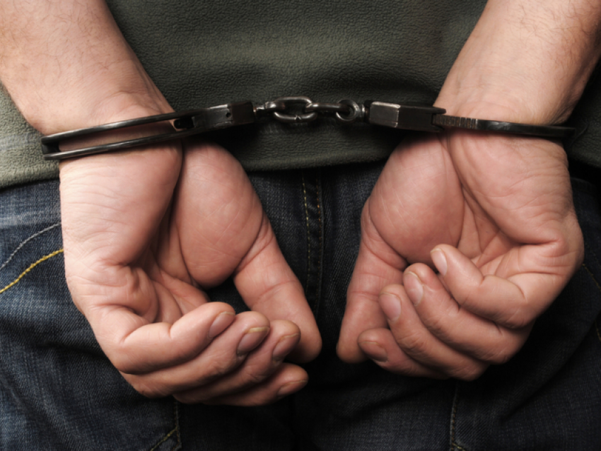 В Иловле 32-летний мужчина несколько дней насиловал 60-летнюю пенсионерку