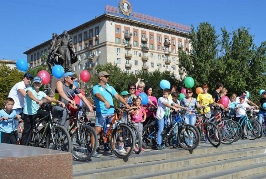 Волгоградцы устроят масштабный велопарад в поддержку инвалидов