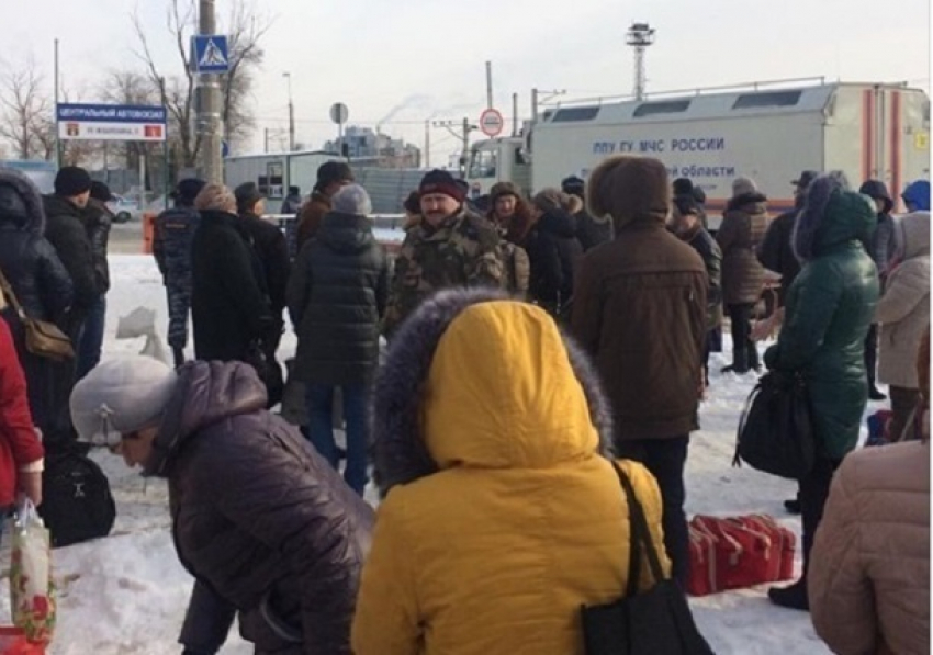 Жители Волгограда экстренно покинули здание автовокзала