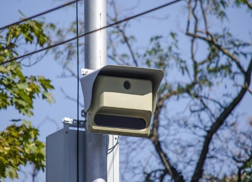 Жители Волгоградской области считают камеры видеофиксации очередной кормушкой