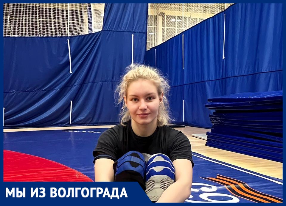 «Надо мной смеялись. Никто не верил»: волгоградка Виктория Дудакова стала единственной россиянкой в UFC