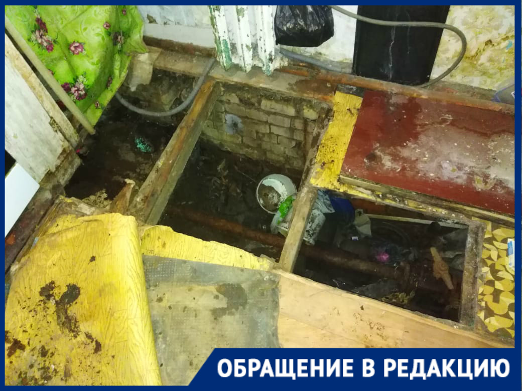 Отключили воду, снесли унитаз, теперь требуют вскрыть полы»: в жилом доме  ради ремонта в подвале громят квартиру