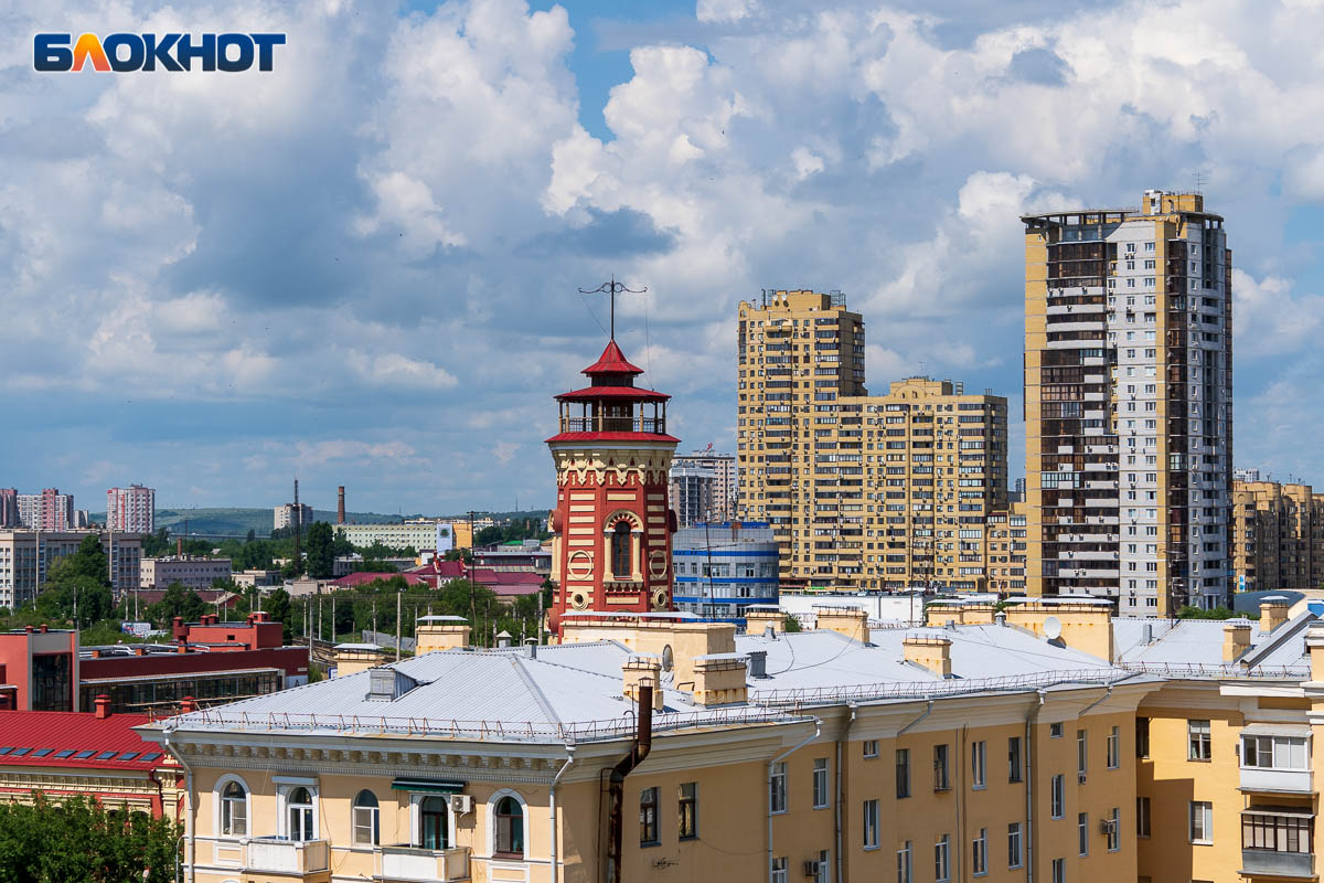 Подготовку к рейдерскому захвату десятков домов заподозрили в центре  Волгограда