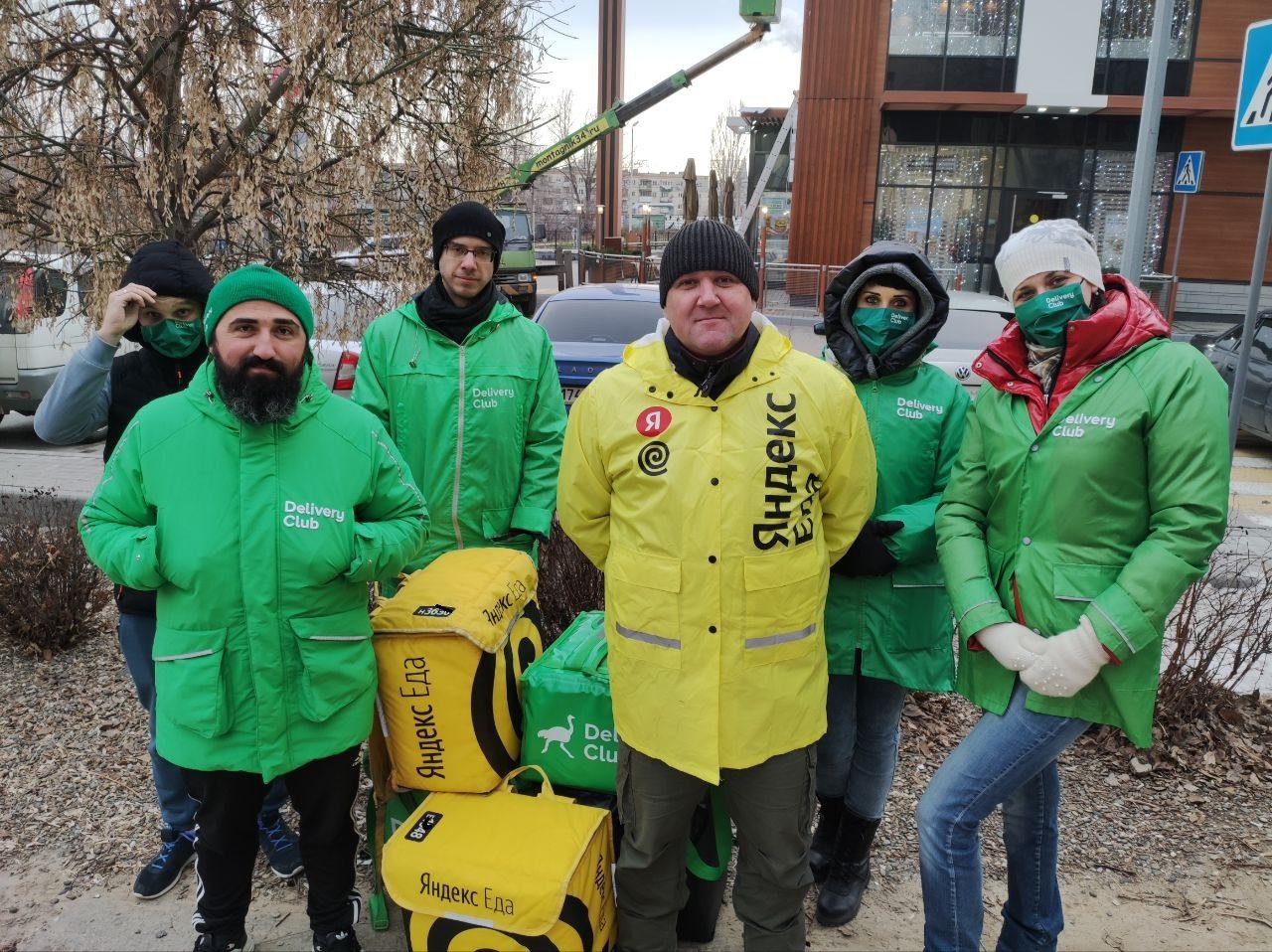 Доставщики еды в Волгограде объявили забастовку 