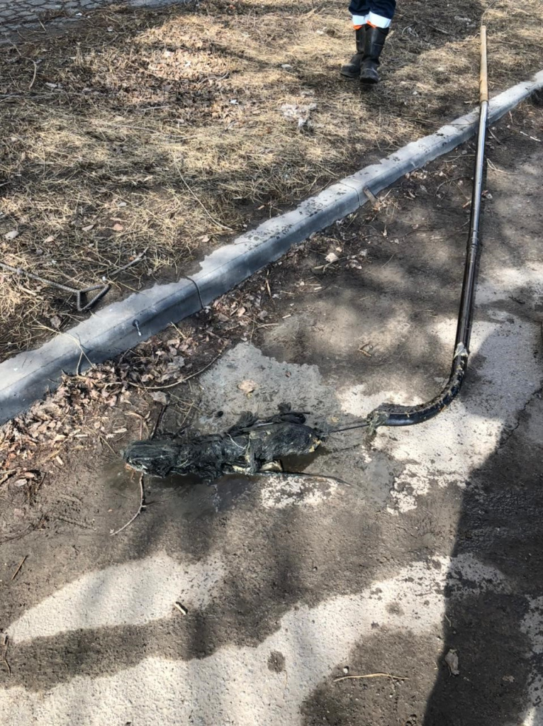 21-03-01 КВ - «Концессии водоснабжения» устранили засор в центре города.jpg