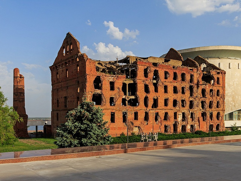 1280px-May2015_Volgograd_img14_Gergardt_Mill.jpg