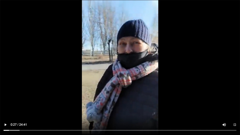 Акимова Наталья сотрудник УК, выступала в репортаже 03 декабря как житель 137 дома, а уже 04 декабря она же житель 55 дома 64 Армии.jpg